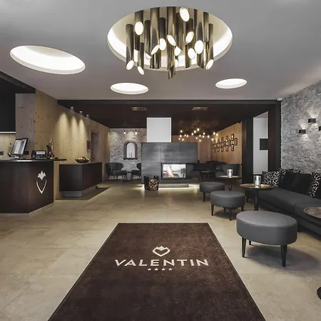 Апартаменти Valentin Design *