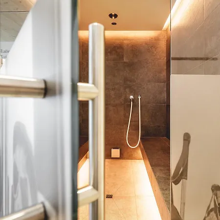 Apartment Valentin Design
